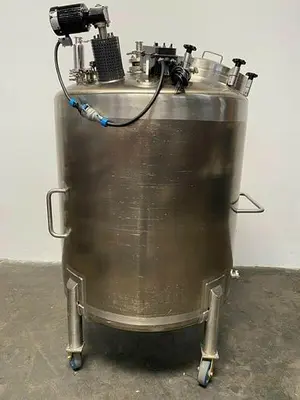 Apache Single Walled 1400 L Stainless Steel Mixing Tank w/ Controller & Motor