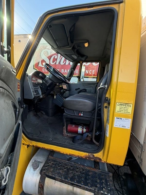 Used 2004 INTERNATIONAL _UNKNOWN_ Box trucks Ohio US | Miedema Asset Management Group #1578119