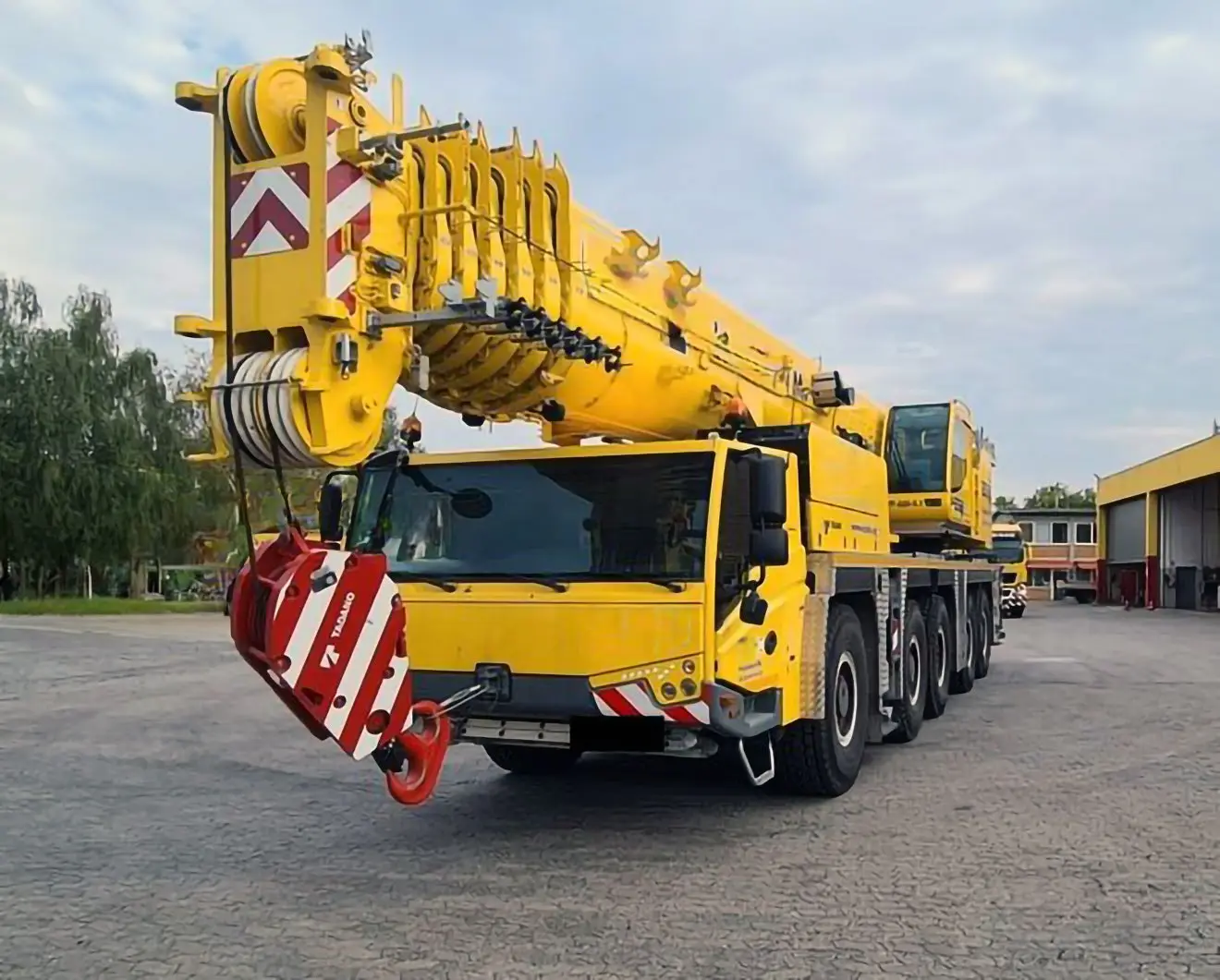 Used 2021 TADANO-FAUN ATF 220-5.1 Rough Terrain Cranes Texas US | Uriquip #1421117