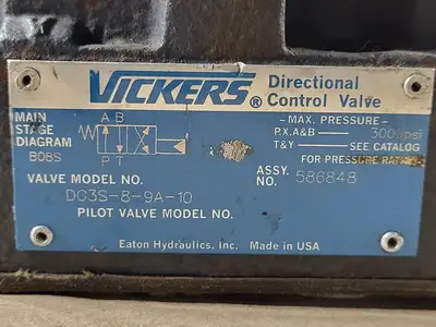 USED VICKERS DG3S-8-9A-10