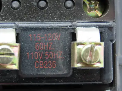 Allen-Bradley 500-AOD930 Motor Starter Contactor 120V Coil 600VAC 18A Lot Of 2