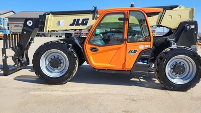 USED 2024 JLG 943
