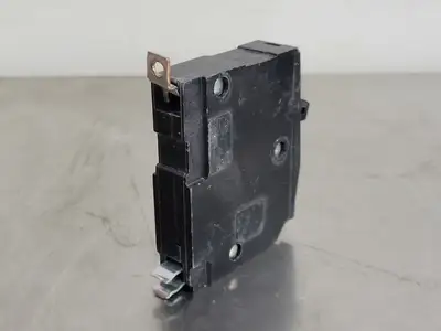 USED SQUARE D QOB120