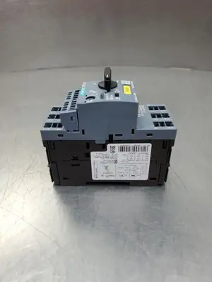 USED Siemens 3RV2011-1BA20 SIRIUS CIRCUIT BREAKER