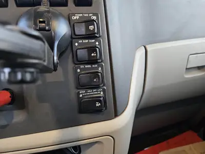 USED 2018 PETERBILT 567
