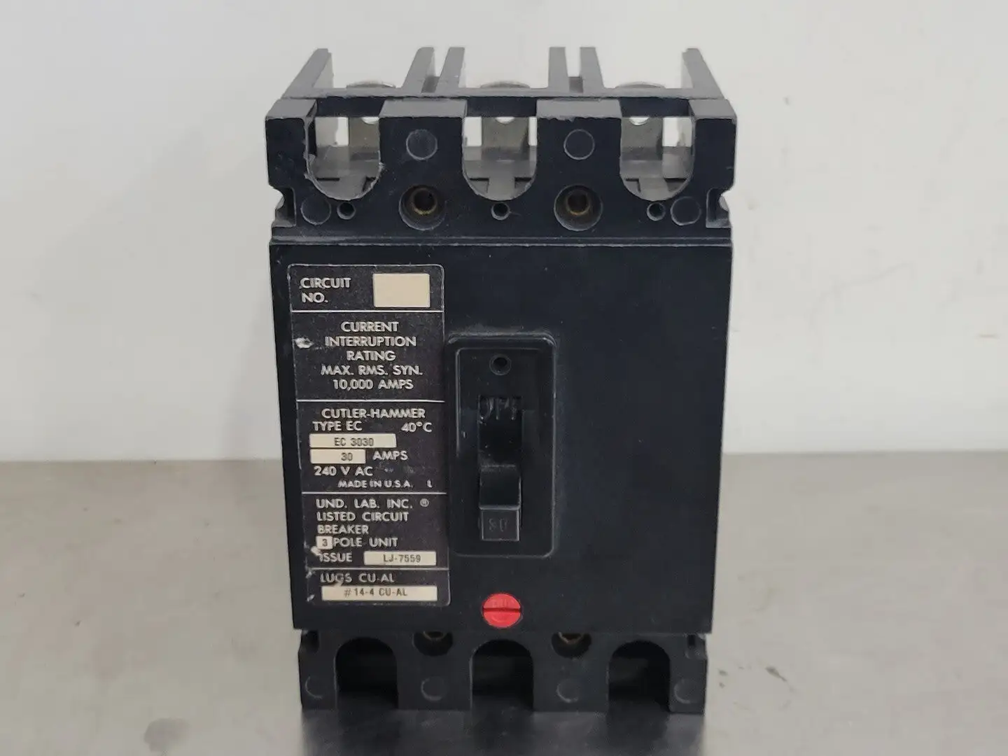 USED CUTLER-HAMMER EC3030