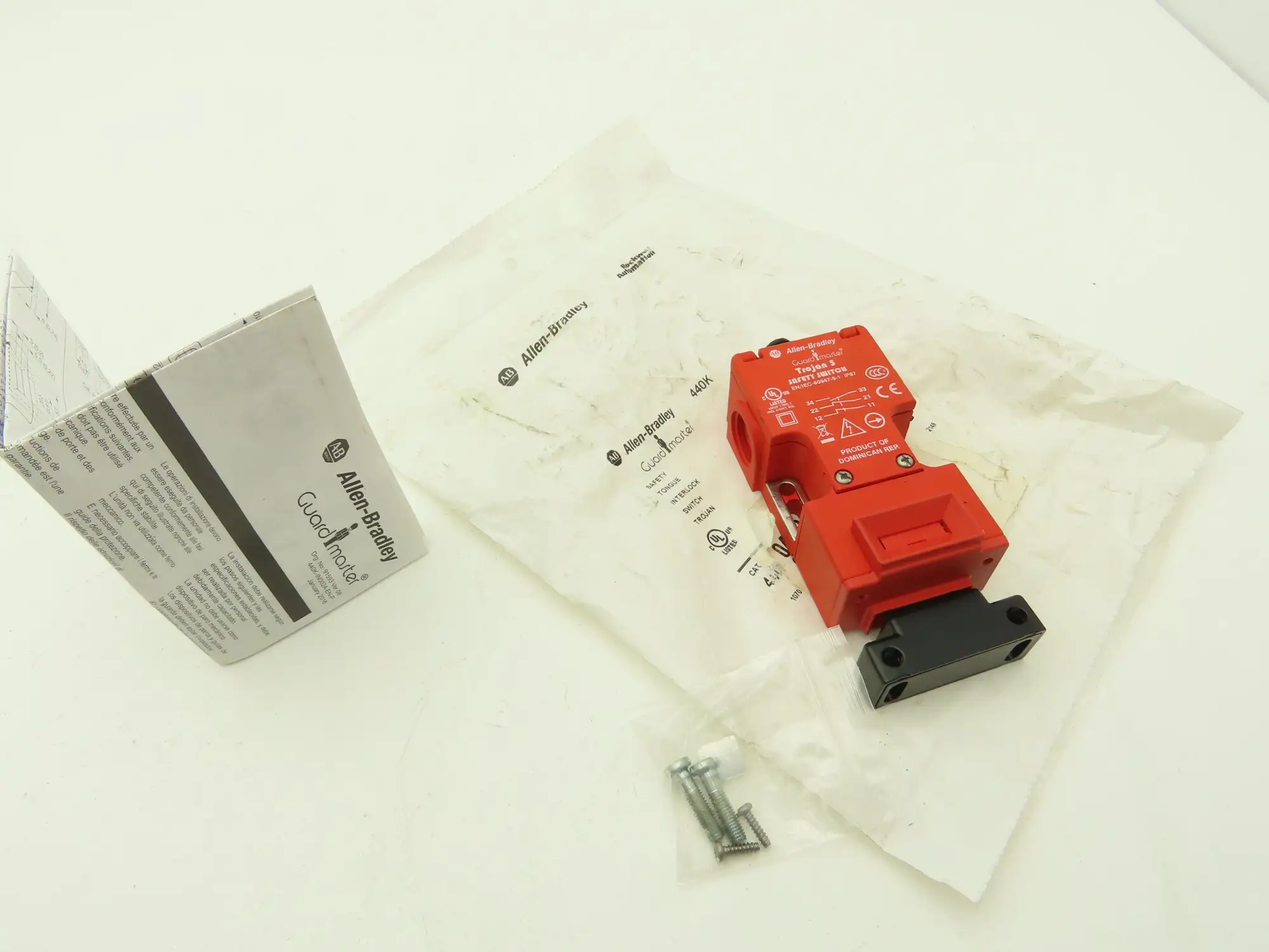 Allen Bradley 440K-T11207 Trojan 5 Guardmaster Safety Switch Tongue Interlock