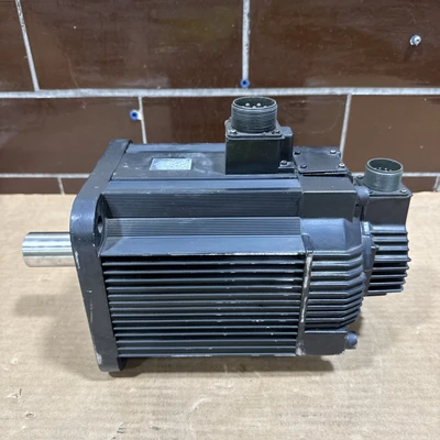 USED Yaskawa SGMG-30A2BAB