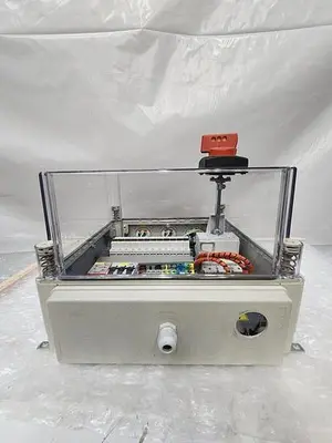 LEYBOLD OPTICS GMBH 10102522 , POWER DISTRIBUTION UNIT