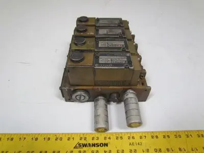 Ross W7076A2331 Pneumatic valve w/subplate used lot of 4