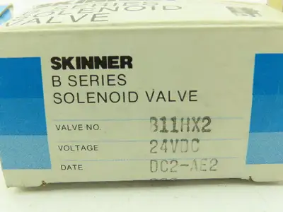 Honeywell Skinner B11HX2 Solenoid Valve 2-Way NO 24V 40 PSI 1/8" NPT Lot of 2