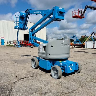 Used 2014 Genie Z-40/23N RJ Articulating Boom Lifts Wisconsin US | Stack Equipment #1271263