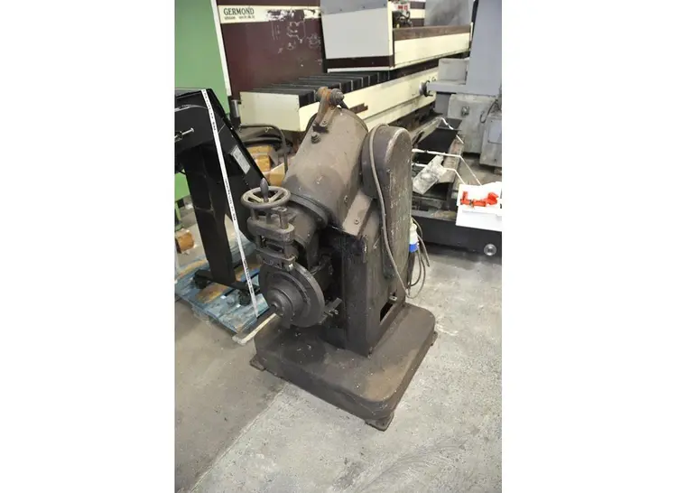 Used PULLMAX EDGE BEVELLING Bevelers | Apt International N.V #364689