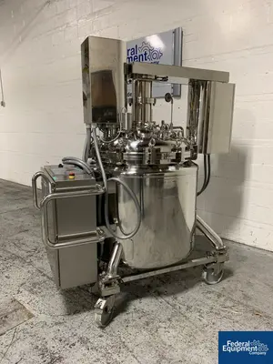 USED Lleal S.A. 590 Liter Lleal Reactor, 316 S/S, 3/3 Bar