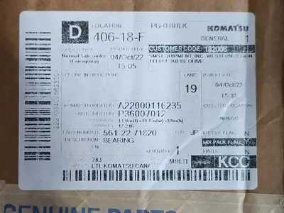 NEW KOMATSU 561-22-71820
