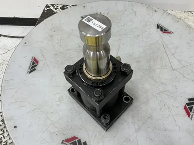 USED MILACRON MM880-116