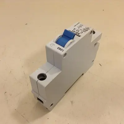 USED SCHRACK SD-91G 10A