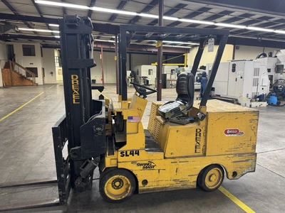 USED 1992 DREXEL SL44/4