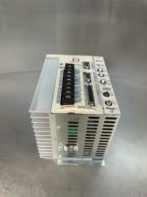 Allen-Bradley 2098-DSD-010-SE /C 120/240Vac Ultra 3000 (7.5.1)