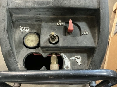 Used HUSKY WL660900AJ(AGM01) Tank Mounted Air Compressors Michigan US | Miedema Asset Management Group #1337125