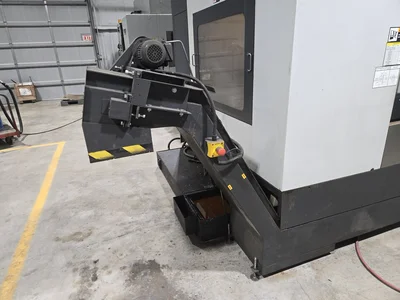 2018 Leadwell V-50i VMC w/ 30-Slot ATC, Conveyor, Kurt Vise, Fanuc Oi-MF Controller