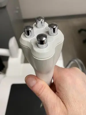 Used 2015 VENUS CONCEPTS VENUS VIVA RF FRACTIONAL SKIN RESURFACING & ELECTRO MAGNETIC FIELDS WRINKLE REDUCTION Medical Equipment - Other Minnesota US | Midwest Medical #1467840