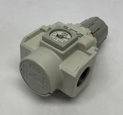 USED SMC MODULAR PRESSURE REGULATOR 0.05~0.85MPA SET PRESS