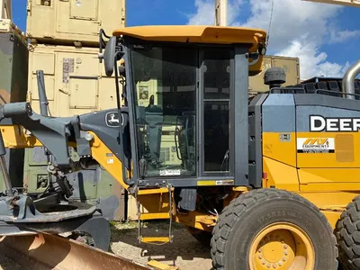 2015 John Deere 772GP