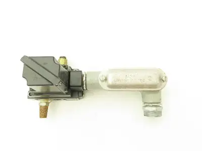 Parker GG20025B22M05 Pneumatic Solenoid Control Valve 24VDC 1/4" NPT
