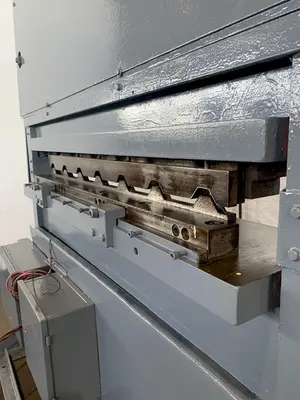 36" HYDRAULIC U-PANEL CORRUGATED CUT OFF PRESS. STOCK # 0846922