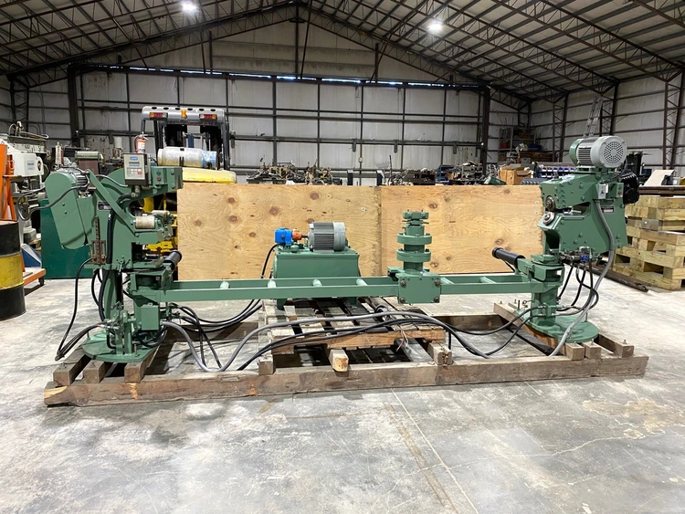 Used _UNKNOWN_ _UNKNOWN_ Flangers Wisconsin US | Equilibrium Machinery #903752