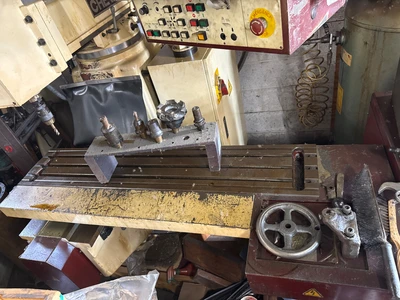 Used FALCON FM-33H Vertical Mills Illinois US | Aucto #1307361