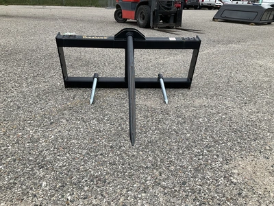 Used TOMAHAWK 49" ROUND BALE HAY SPEAR & FRAME Bale Spears Michigan US | Miedema Asset Management Group #1341025
