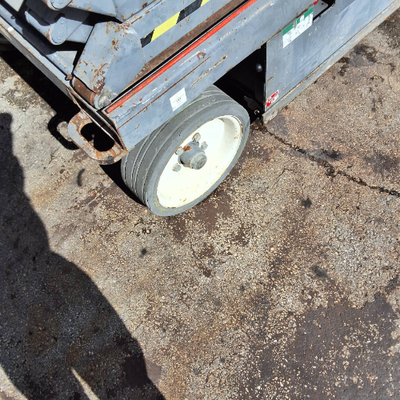 USED 2014 Skyjack SJ4632