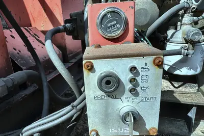 Used 1999 CRAFCO EZ POUR 200D Asphalt Pavers Texas US | Proxy Equipment #1388586