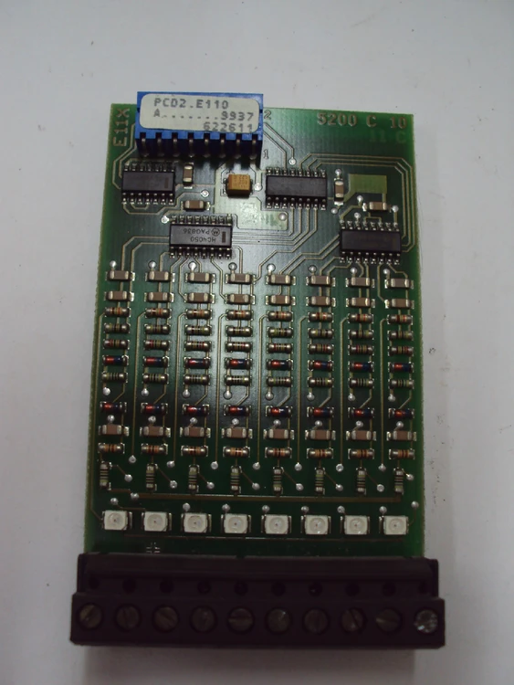 Used saia PCD2.E110 PLC Input & Output Kentucky US | Edwards Industrial Repair #975036