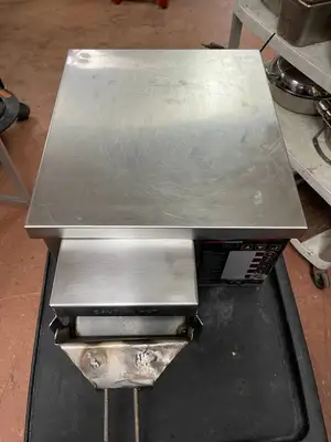 Used Hatco Used Hatco TF-2005 Electric Cheese Melter Toaster Warmer Finisher 240V Salamanders & Cheese Melters Illinois US | Falcon Restaurant Supply #1376200