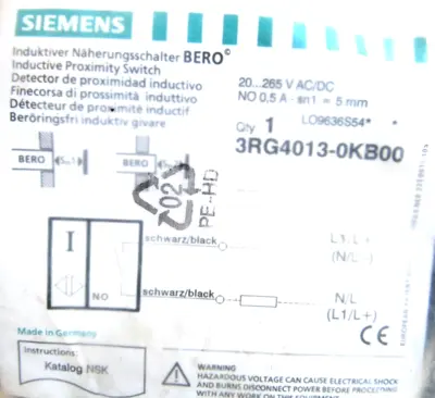 NEW SIEMENS 3RG4013-0KB00 INDUCTIVE PROXIMITY SWITCH 3RG40130KB00