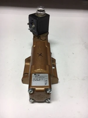 USED Versa Valves VSG-3511-HC-M-U-10-14-55M-D024