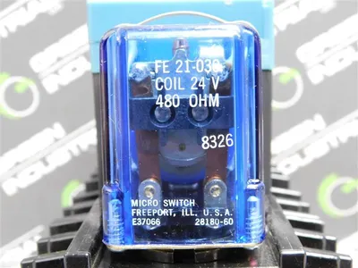 Micro Switch FMF111-AV Proximity Control Amplifier New
