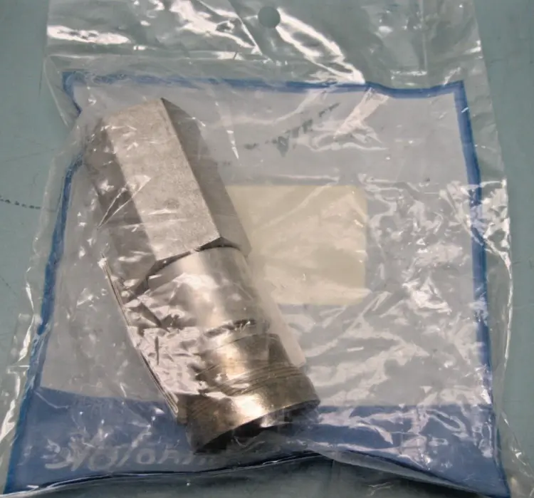 New | in-Stock Swagelok SS-QC8-B-8PF Valves/Fittings New Hampshire US | Bitter End Trading #1128104