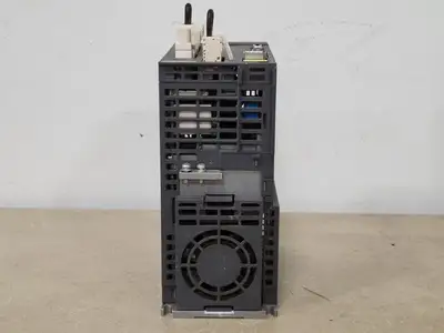 USED MITSUBISHI MR-J3-200B