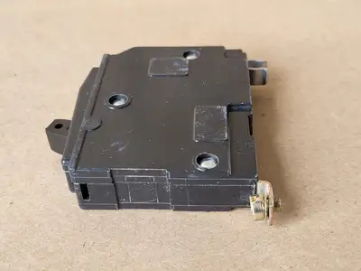 USED SQUARE D QOB115