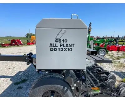 Used CRUSTBUSTER _UNKNOWN_ No-Till Drills Iowa US | Keast Enterprises #1360222