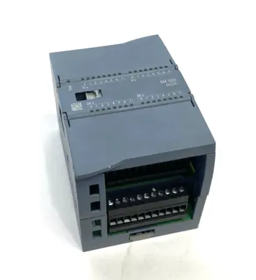 USED SIEMENS SIMATIC S7-1200 DIGITAL I/O MOD. SM 1223 16 DI/16 DO