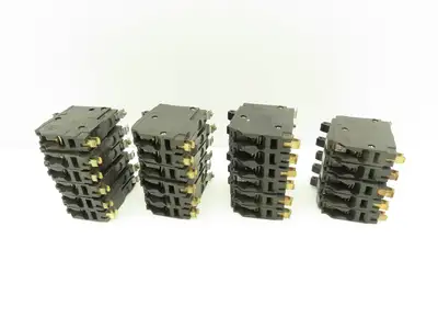 Square D QOB120  20 Amp Circuit Breaker 1-Pole 20A Bolt-On 120/240V  Lot of 23