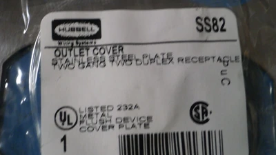 NEW Hubbell 2 Gang Duplex Receptacle Wallplate