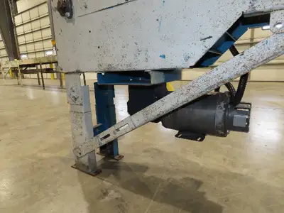 New London Engineering 8"x 12' Plastic Roller Belt Accumulating Conveyor 30 FPM