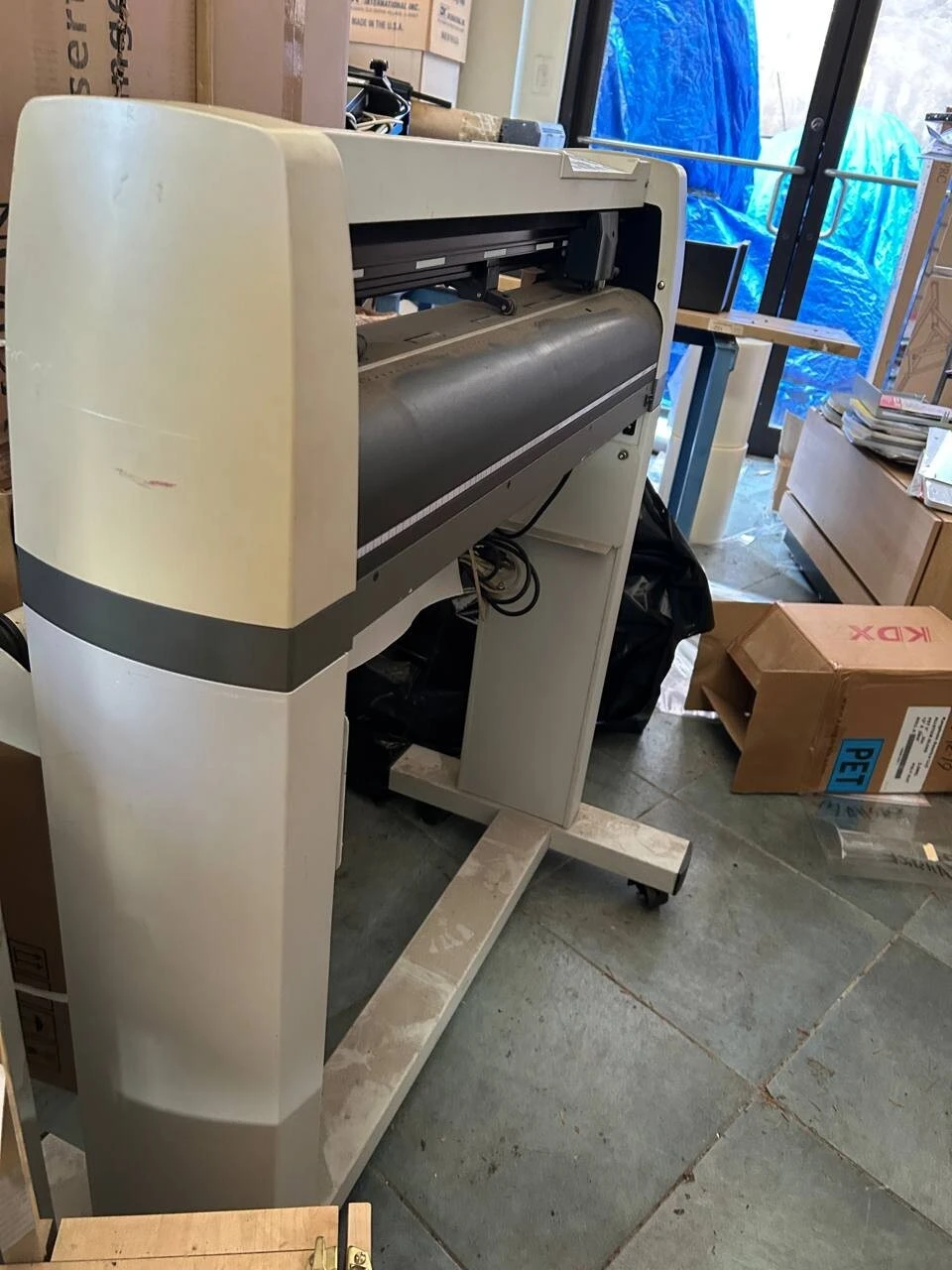 Used Vinyl Express Ultra Plotters Delaware US | United Machine Co. #1563676