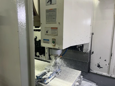 USED 2011 GANESH VMC-4924